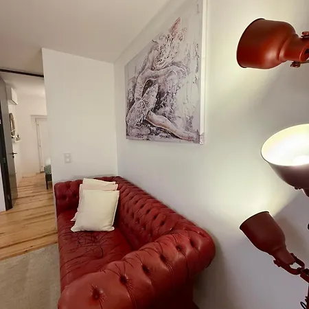 Apto Com 2 Quartos * Lisbon